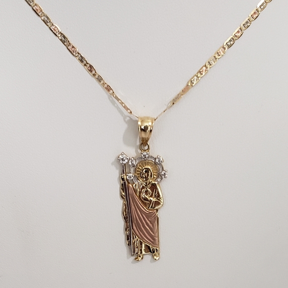 14K 3 Tone Gold Pendant and Gucci Chain - Picture 4 of 8